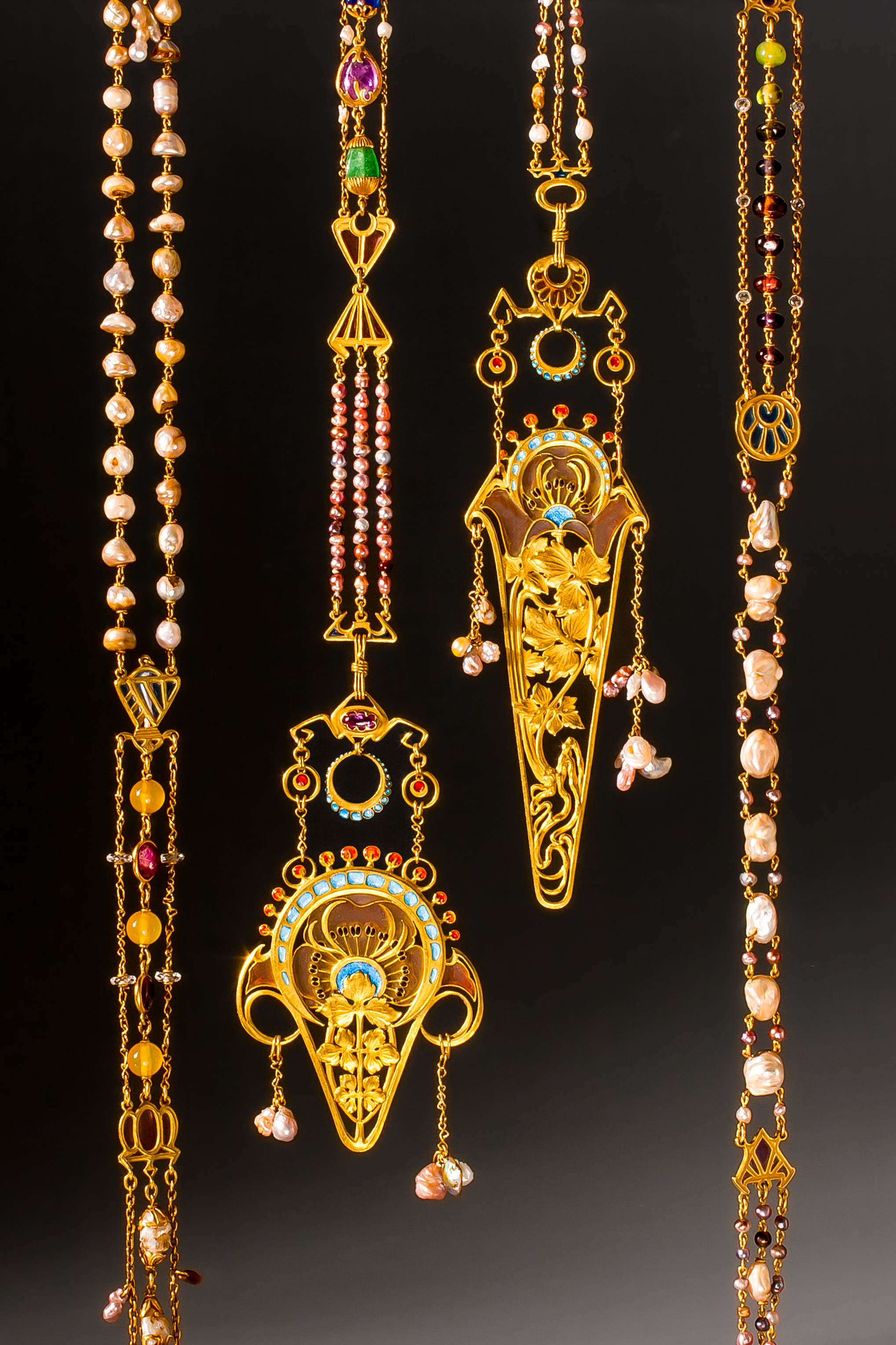 Georges Fouquet, Alfons Mucha: Chaîne de corsage, kolem 1900, Epoque Fine Jewels, Kortrijk