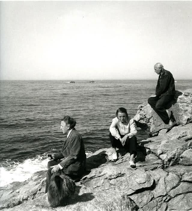 André Breton, Toyen, Benjamin Péret na Île de Sein, foto: Elisa Breton, 1948