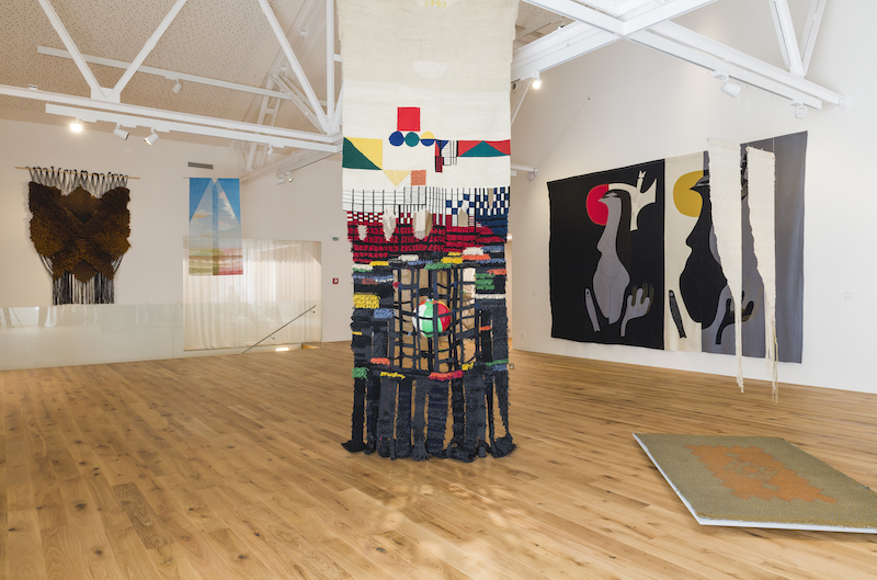 Pocta suknu, 8smička, 19. 4. – 12. 8. 2018, foto: 8smička