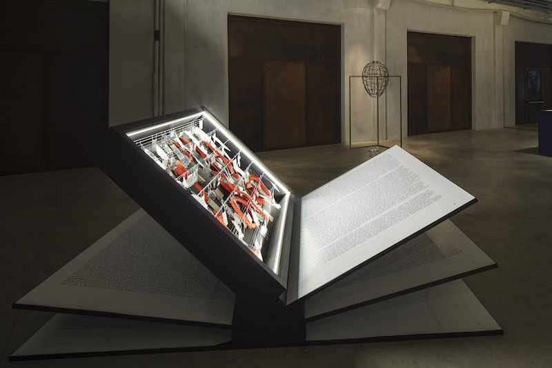 Eva Kot’átková: The Dream Machine is Asleep, pohled do výstavy, Pirelli HangarBicocca, Milan, 15. 2.–22. 7. 2018, foto: Agostino Osio