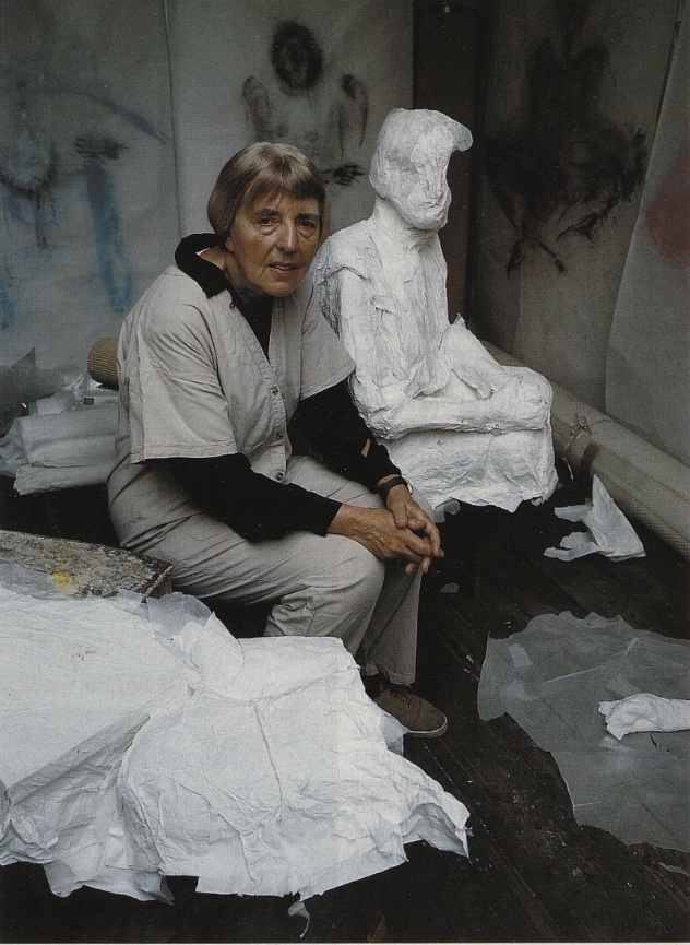 Adriena Šimotová ve svém ateliéru, 1994, foto: Hana Hamplová