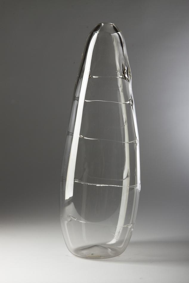 Lubomír Blecha: Řebříčková váza / 1966 - 67 / čiré sklo / v. 44,5 cm